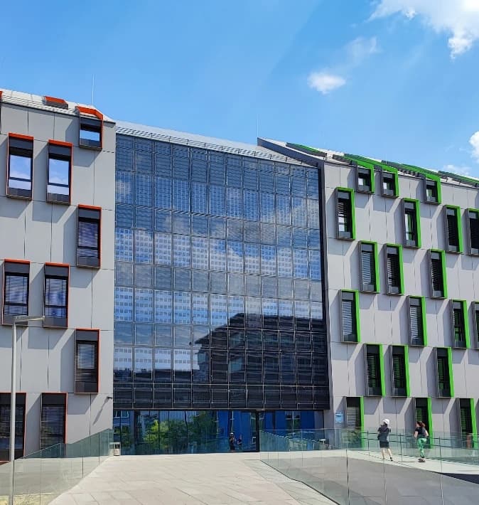 ŚCIANY OSŁONOWE realization image