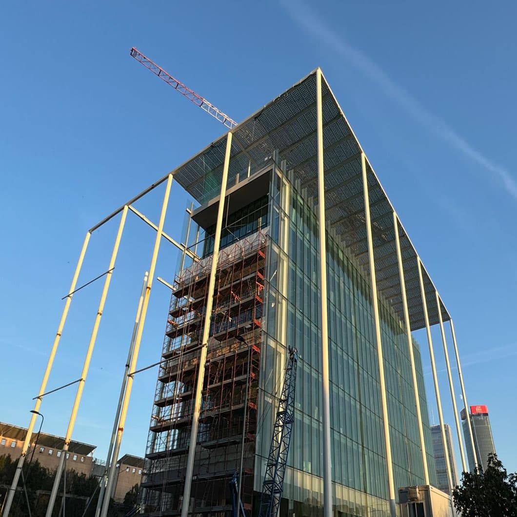 Siedziba BFF - fotowoltaiczny dach w mediolanie – image 1